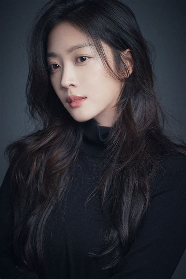 Jo Bo Ah Is A Tenacious PD On The Hunt For The Truth In