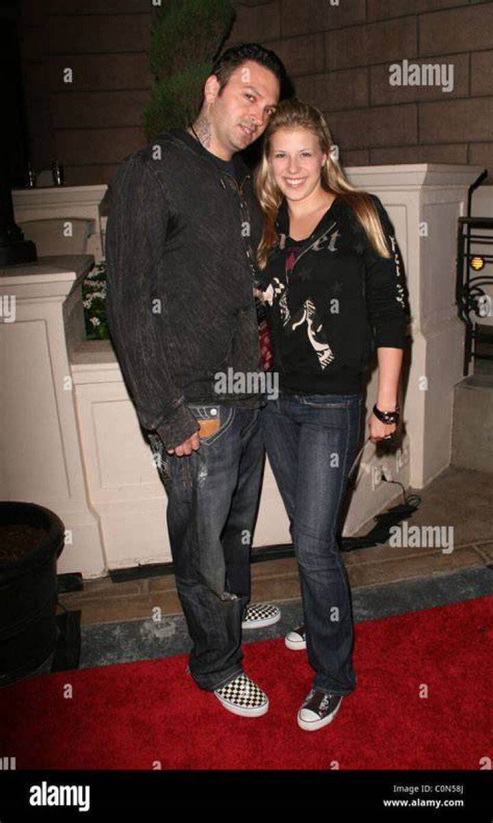 Jodie Sweetin & Cody Herpin from Celebrities Married in Las Vegas E! News