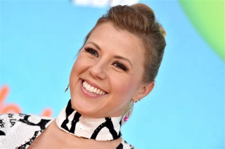 Jodie Sweetin Net Worth 2018 How Much Salary she Make per Fuller House