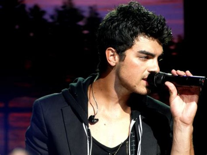 Joe Jonas Weight Loss Before And After | Health Update Joe Jonas