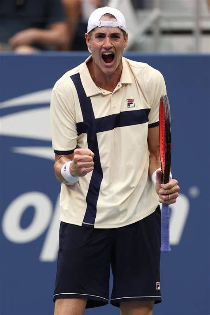 John Isner Net Worth, Tennis Career, Girlfriend, Child, Parents, Coach