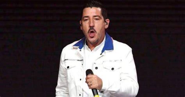 Jonathan Knight Net Worth Luv68