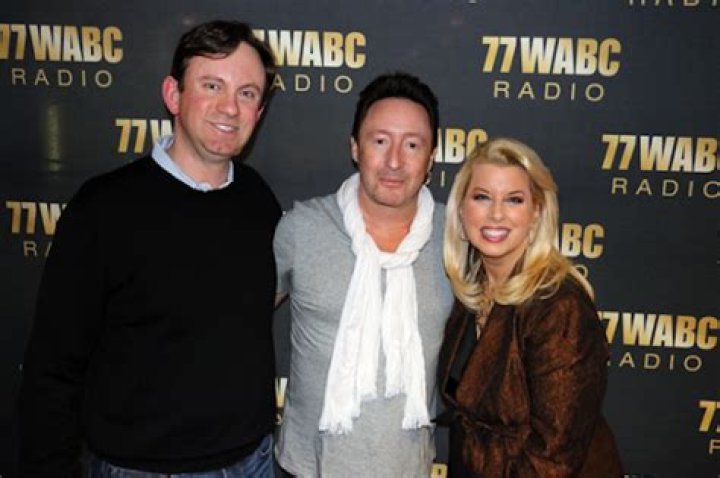 Jonathon Brandmeier to host Radio Hall of Fame ceremony Robert Feder