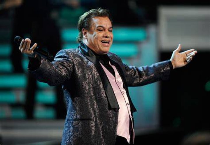 Juan Gabriel Dead Iconic Latin Musician Passes Away at 66 Juan