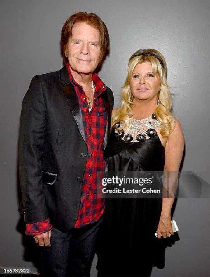 Julie Lebiedzinski Is John Fogerty's Wife- Everything About Her And Their Love Life