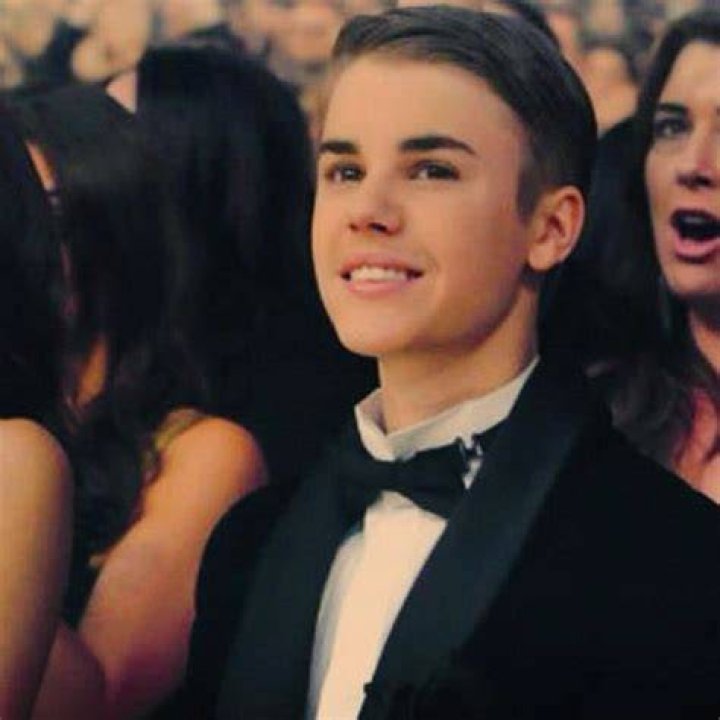 Justin Bieber Breaks His Tie With Usher On The Hot 100