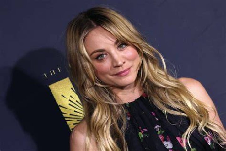 Kaley Cuoco 2022 Weight