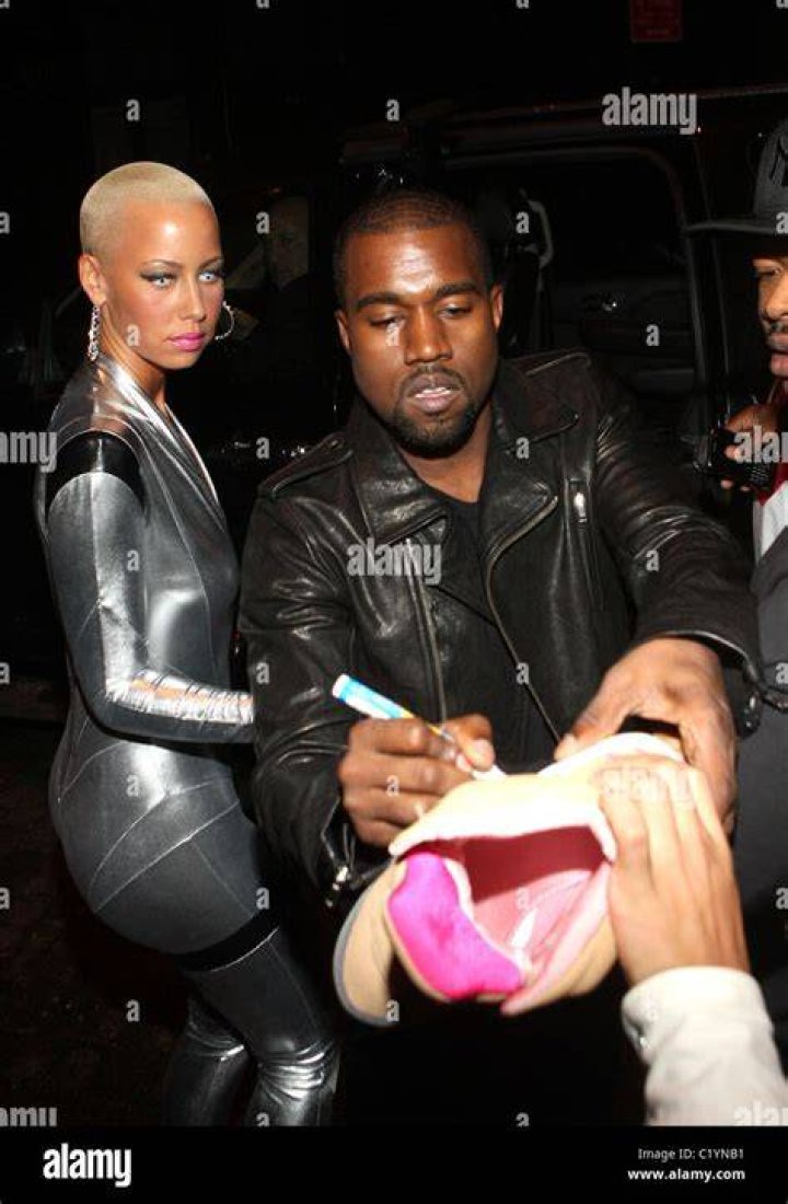 Kanye West Denies Amber Rose's "Booty" Accusations