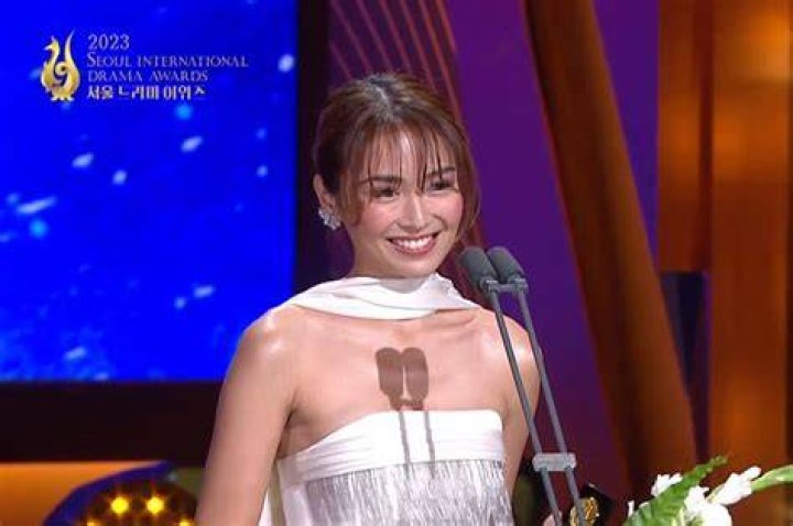 Kathryn Bernardo receives award from EDUK Circle; Star Cinema&rsquo;s