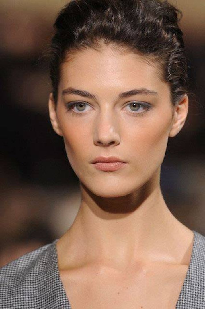 Katryn Kruger Height, Age and Weight CharmCelebrity