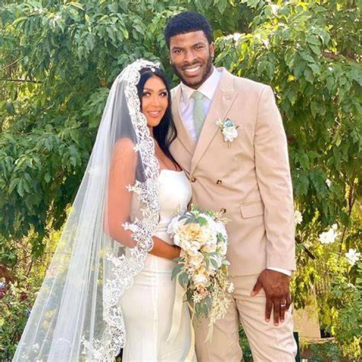 Kelenna Azubuike Wife Rona Gonzales And Net Worth