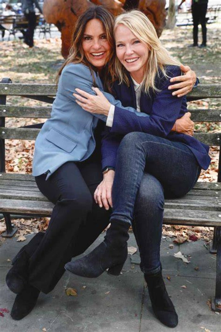 Kelli Giddish's Parents' Inspiring Journey
