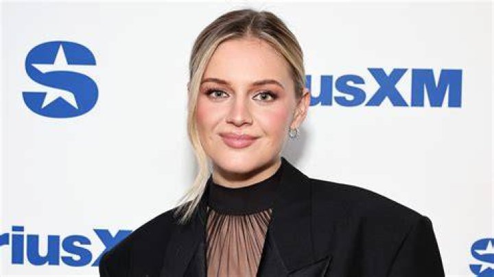 Kelsea Ballerini clearances her pregnancy News