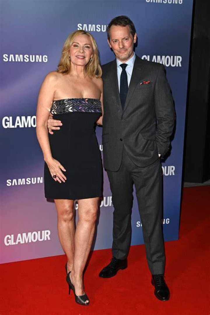 Kim Cattrall's Height: The Exact Measurement
