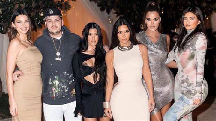 Kim Kardashian&rsquo;s Sisters And Husband Networth Height Salary