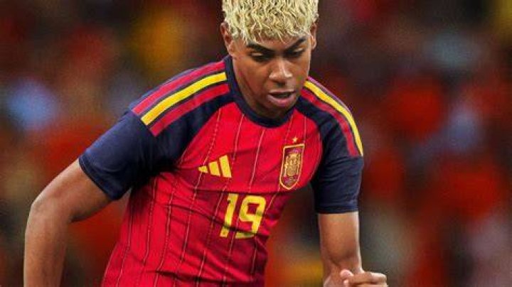 Lamine Yamal llama a la puerta de la selección