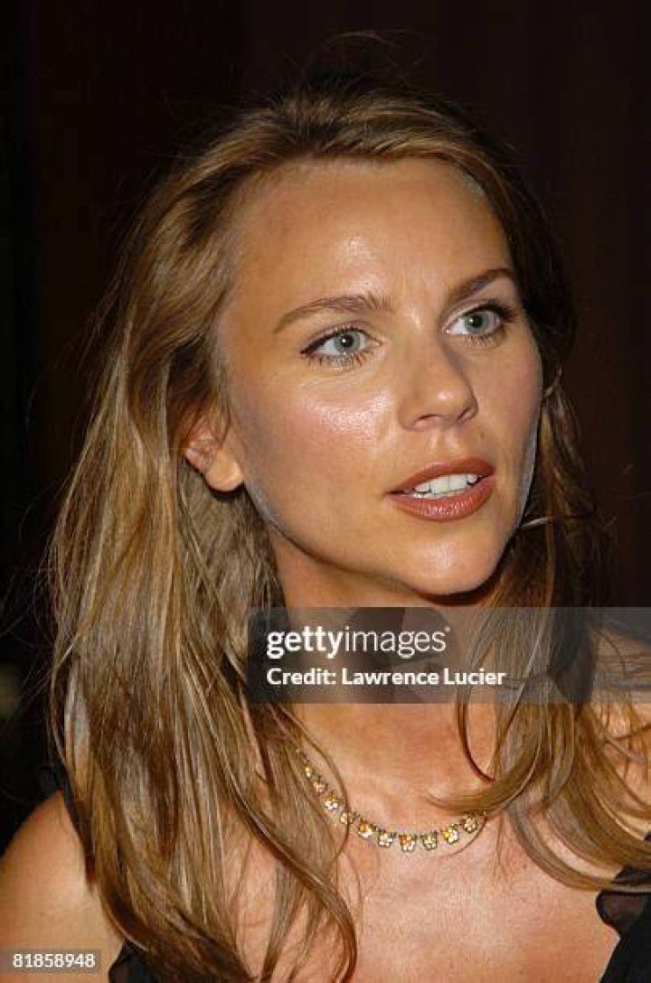 Lara Logan's Marital Enigma Revealed!