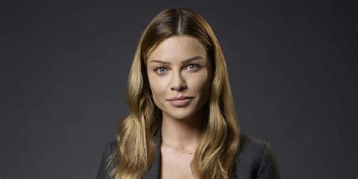Lauren German Net Worth, Age, Husband & Biography |
