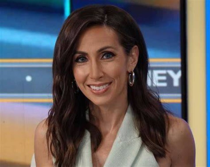 Lauren Simonetti's Salary And Media Industry Insights