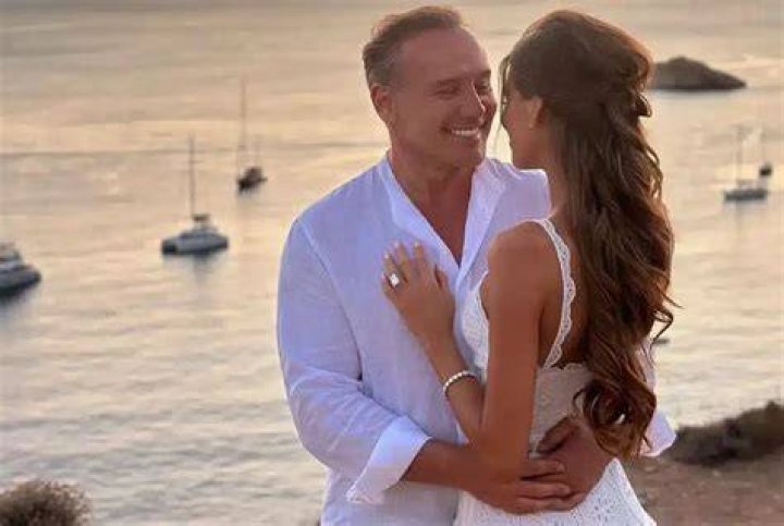 Lenny Hochstein- Wiki, Age, Height, Net Worth, Wife, Marriage, Career