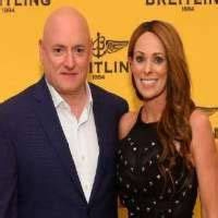 Leslie S. Yandell, Scott Kelly's ex-wife