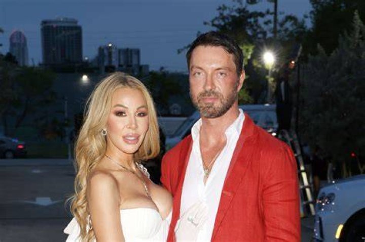 Lisa Hochstein’s Boyfriend 5 Things to Know About Jody Glidden Us Weekly