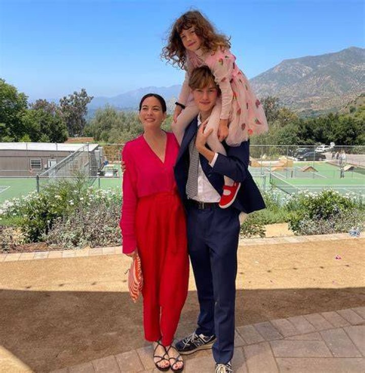 Liv Tyler with her son Milo William Langdon and family friends enjoying