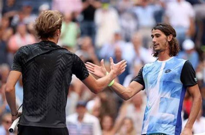 Lloyd Harris Plays Alexander Zverev in U.S. Open Quarterfinals The
