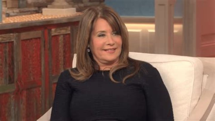 Lorraine Bracco Net Worth (2020 Update)