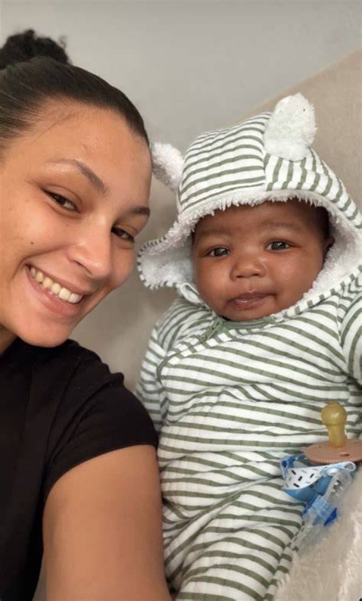 &lsquo;That Baby Is Beautiful&rsquo; Fans Are Left In Awe After Viewing New Images