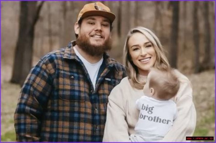 Luke Combs' Sibling Revelations: Uncovering The Bond