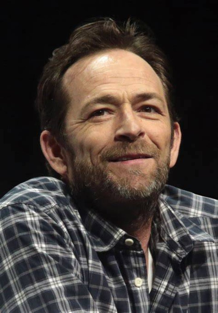 Luke Perry Wasn't he too young to have a fatal stroke? Know his age