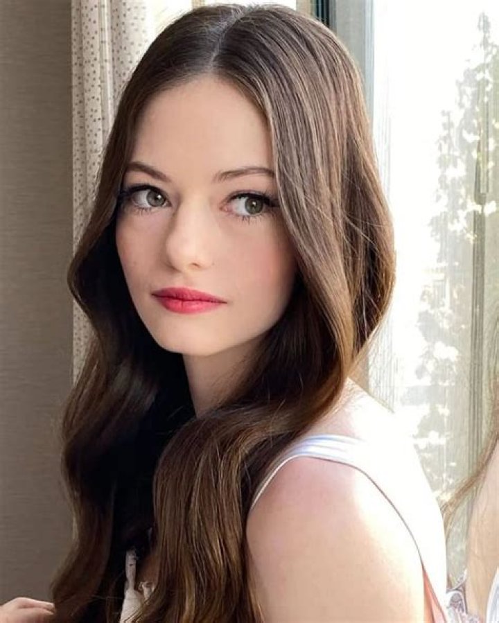 Mackenzie Foy- Bio, Age, Net Worth, Height, Married, Nationality, Career