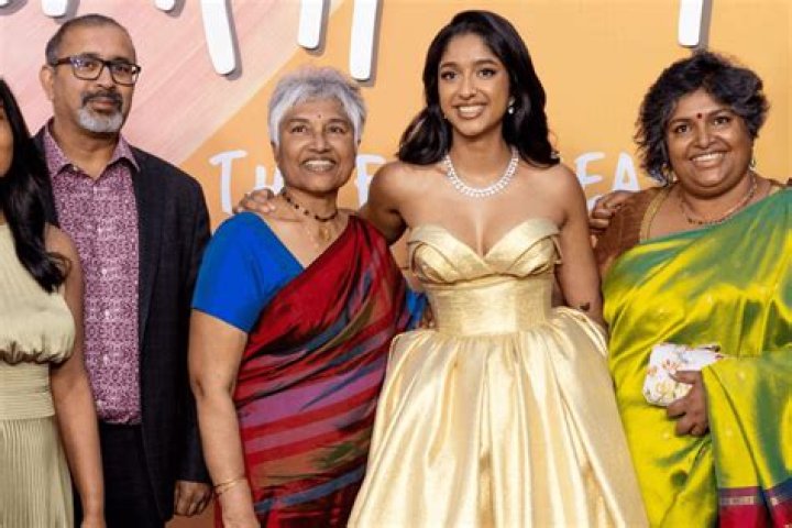 Maitreyi Ramakrishnan Age Height Husband Siblings Net Worth