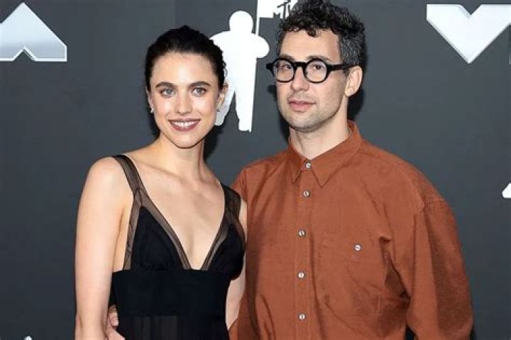 Margaret Qualley Net Worth 2023 Movie Career Age