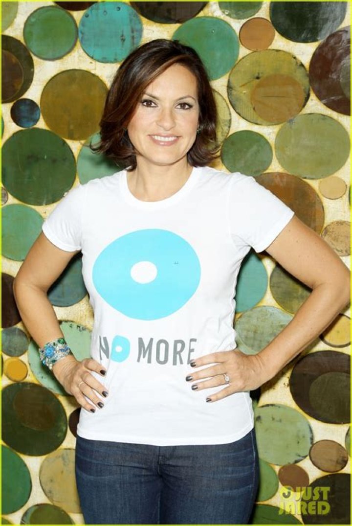 Mariska Hargitay Supports Domestic Violence Survivors NBC Insider