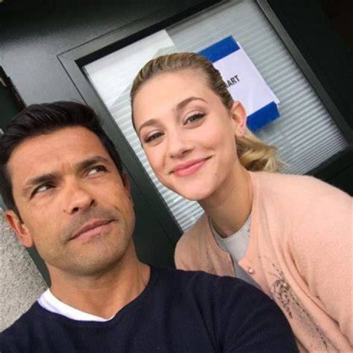 Mark Consuelos Height, Weight, Age, Girlfriend, Children, Facts, Biography ·