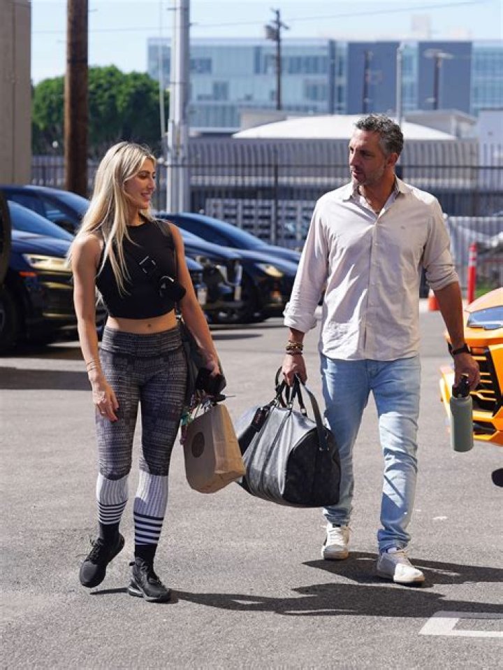 Mauricio Umansky Holds Hands With ‘DWTS’ Partner Emma Slater Us Weekly