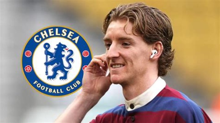Meet Chelsea star N'Golo Kante's wife Jude Littler 46yearold