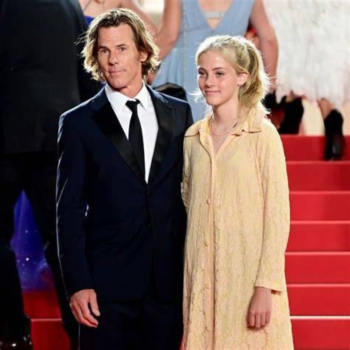 Meet Hazel Moder, Julia Roberts and Daniel Moder’s teenage daughter who