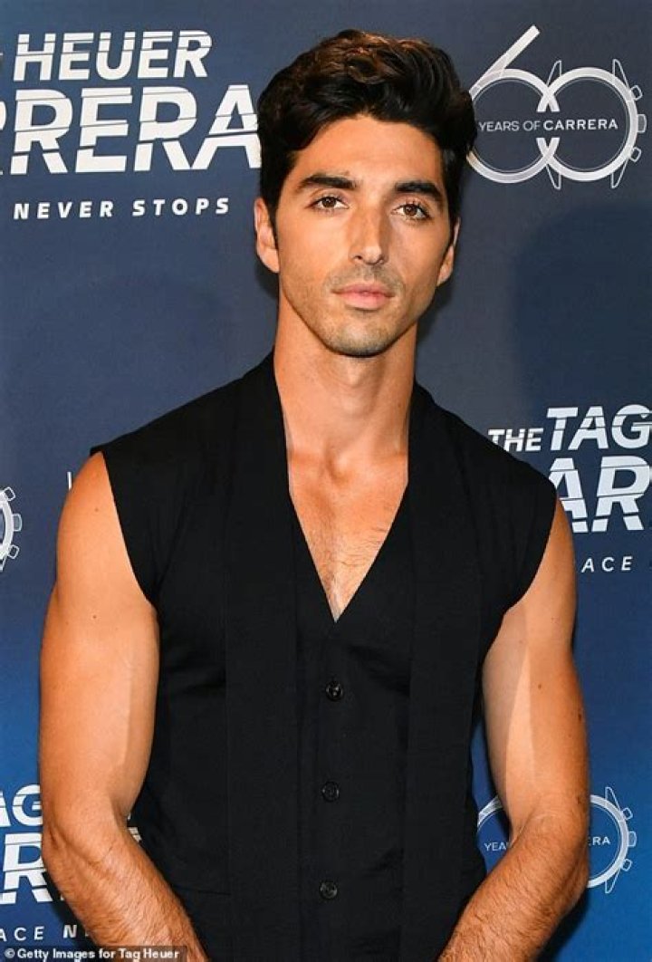 Meet Taylor Zakhar Perez Who Plays Marco In The Kissing Booth 2
