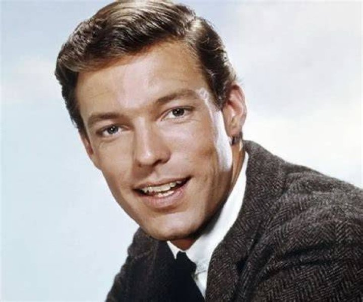 Meet William Hayes Chamberlain Actor Richard Chamberlain's Brother