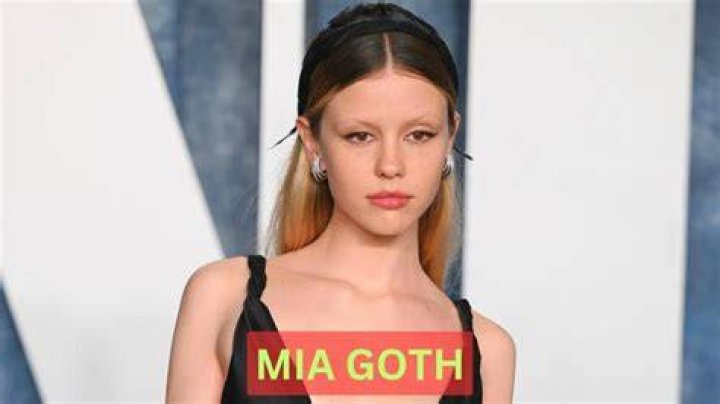 Mia Goth Wiki, Age, Height, Husband, Parents, Children, Salary, Net