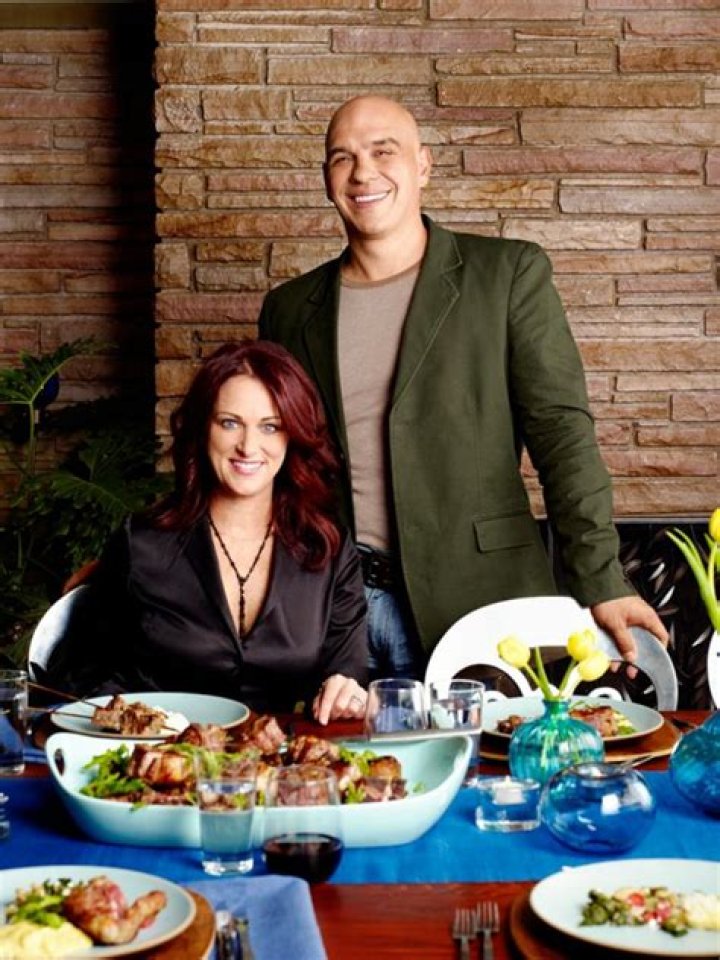 Michael Symon Net worth, Wife Liz Shanahan 15 Facts you should know