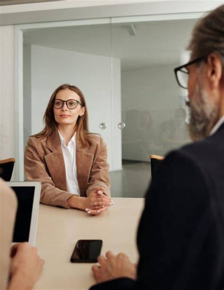 Molly Cote on LinkedIn Hearsay's 2024 Finserv Compliance Study webinar