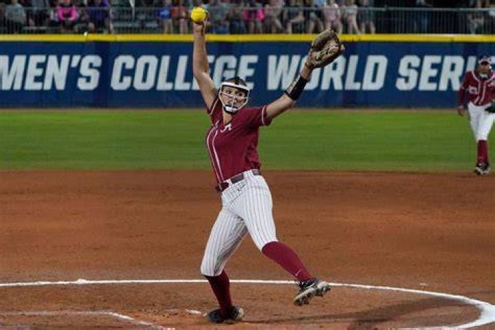 Montana Fouts throws perfect game, leads Alabama softball to win over UCLA