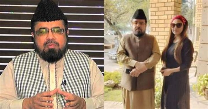 Mufti Qavi and Hareem Shah Hareem Shah Started New Job Starting a