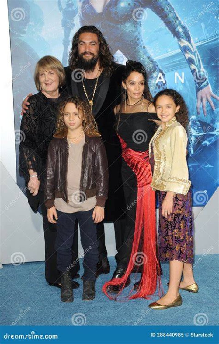 NakoaWolf Manakauapo Namakaeha Momoa Bio mrDustBin