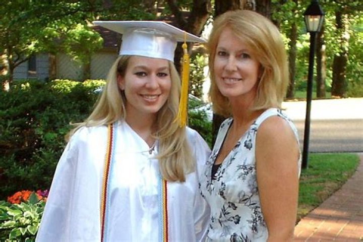 Natalee Holloway’s mother returns to Aruba with ABC’s ‘20/20’