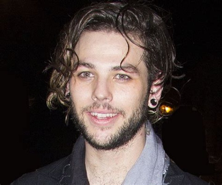 Navarone Garibaldi Biography Facts, Childhood, Family Life & Achievements